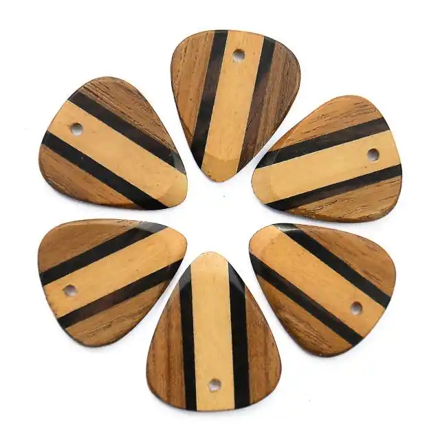 Holzplektren Hickory Laser graviert